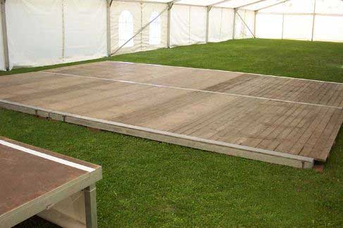 Holzboden - auch als Tanzfläche möglich bis 75m²