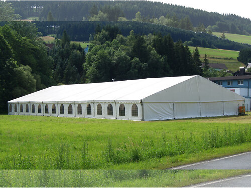 Festzelt 20x40m, 5m-Raster Seitenhöhe 2,40m