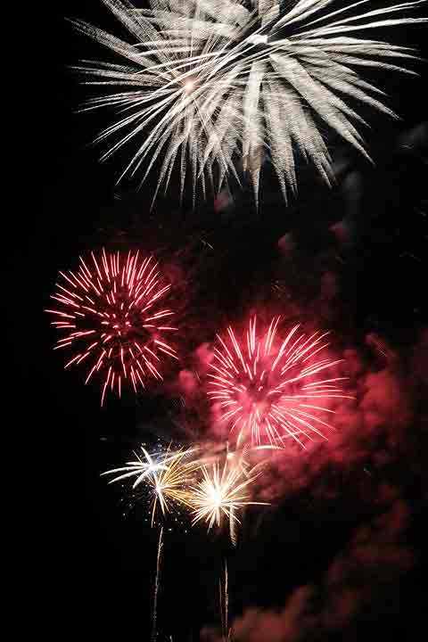 Höhenfeuerwerk für Hochzeiten buchen